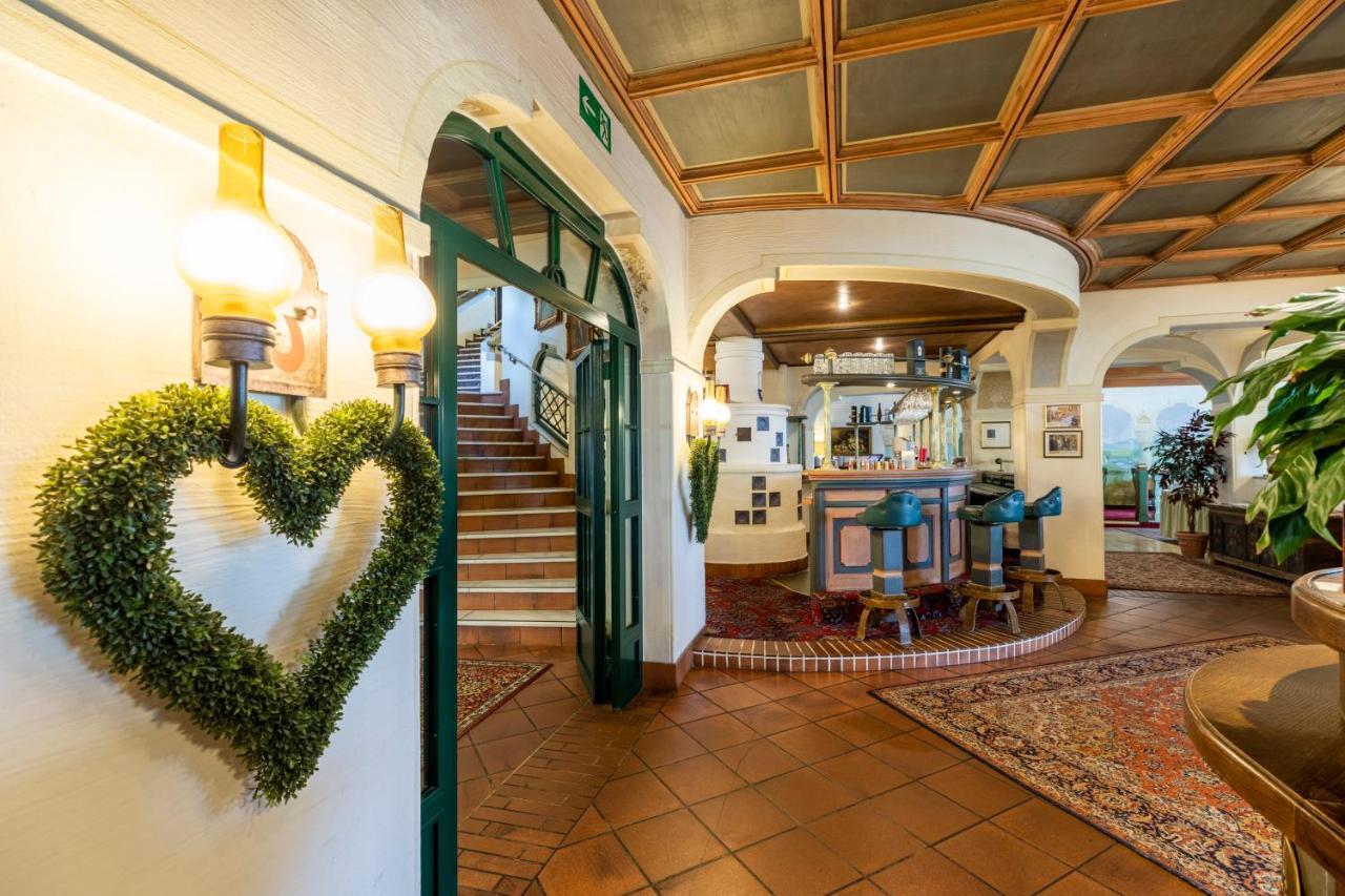 Hotel & Restaurant Wastlwirt 圣迈克尔隆高 外观 照片