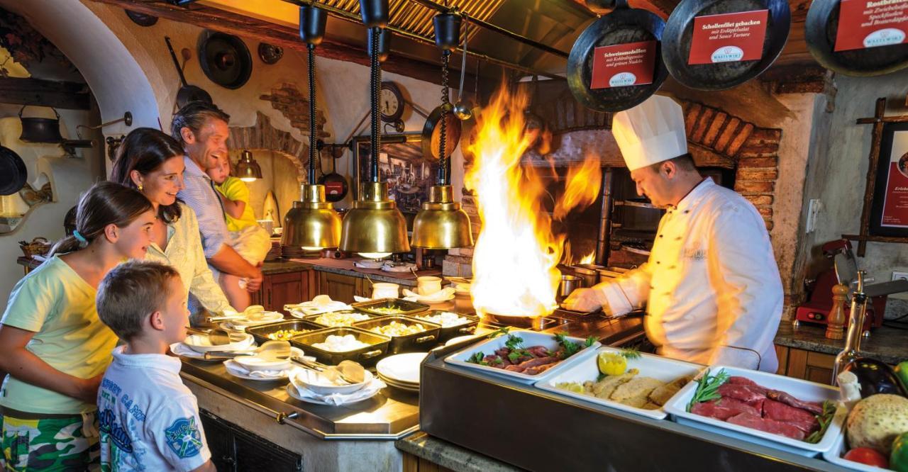 Hotel & Restaurant Wastlwirt 圣迈克尔隆高 外观 照片